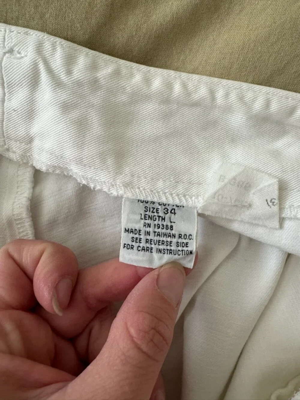 Vintage Brittania White Pleated Trousers Size 34